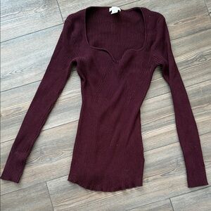 H&M Burgundy Ribbed Sweater